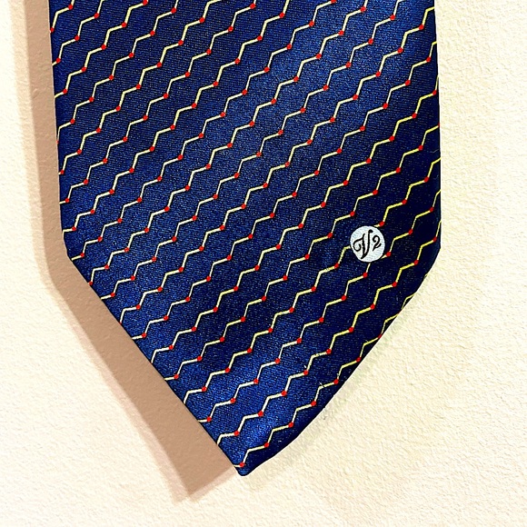Beautiful navy yellow and red mens Versace V2 classic tie - Picture 1 of 6